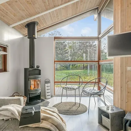 Esbern - 3-7km From The Sea By Interhome
